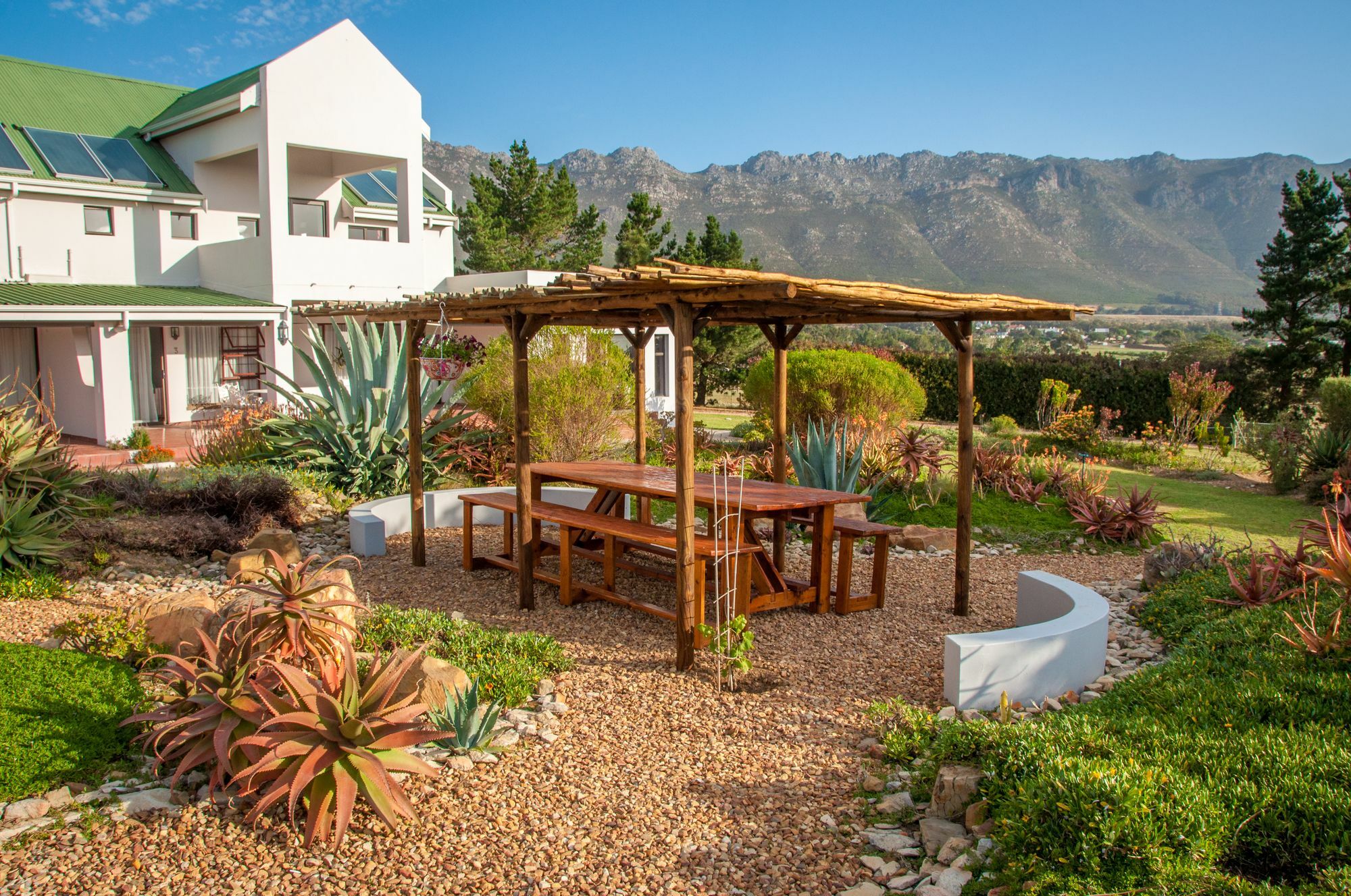 Wind-Rose Guest House Gordonʼs Bay Exteriör bild