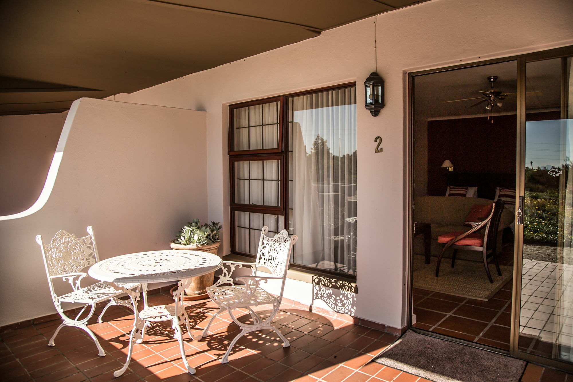 Wind-Rose Guest House Gordonʼs Bay Exteriör bild